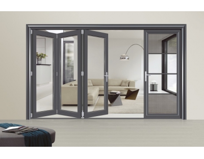 李先生客廳的清風折疊門